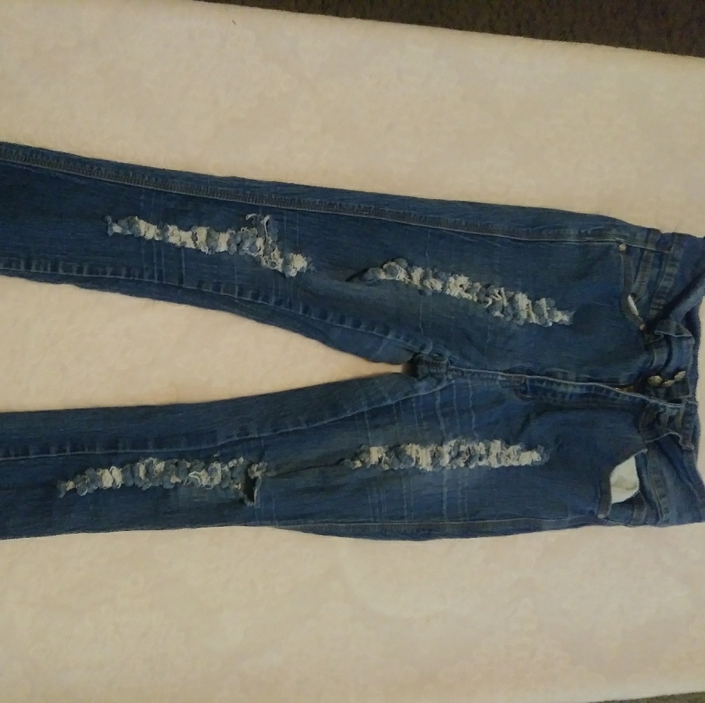Juniors high waist jeans